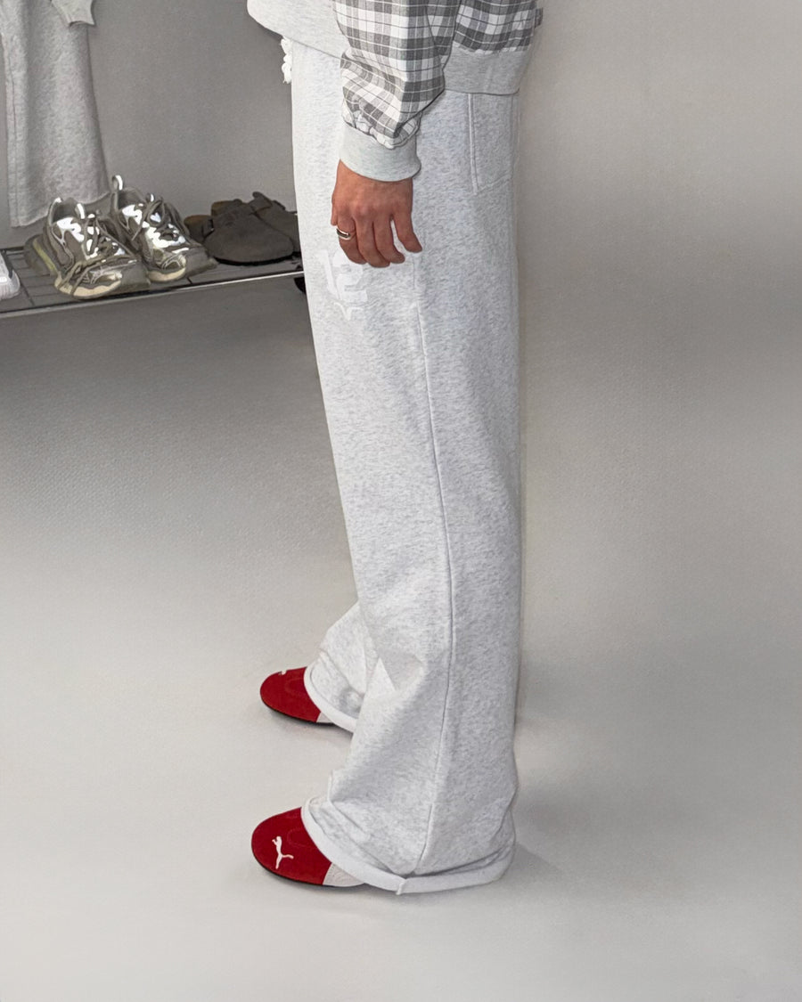 FLARED SWEATPANTS
